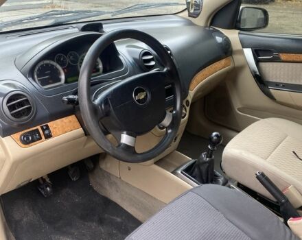 Сірий Шевроле Авео, об'ємом двигуна 0 л та пробігом 154 тис. км за 2500 $, фото 4 на Automoto.ua