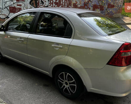 Серый Шевроле Авео, объемом двигателя 1.6 л и пробегом 203 тыс. км за 3700 $, фото 1 на Automoto.ua