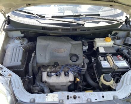 Серый Шевроле Авео, объемом двигателя 1.5 л и пробегом 263 тыс. км за 3700 $, фото 4 на Automoto.ua