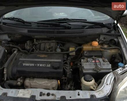 Серый Шевроле Авео, объемом двигателя 1.6 л и пробегом 156 тыс. км за 4000 $, фото 1 на Automoto.ua