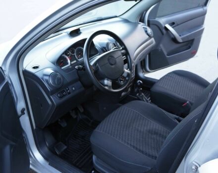 Сірий Шевроле Авео, об'ємом двигуна 1.5 л та пробігом 205 тис. км за 3500 $, фото 3 на Automoto.ua