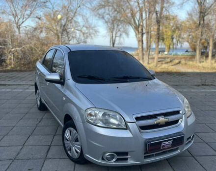 Серый Шевроле Авео, объемом двигателя 1.6 л и пробегом 214 тыс. км за 2700 $, фото 3 на Automoto.ua