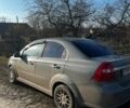 Серый Шевроле Авео, объемом двигателя 1.6 л и пробегом 520 тыс. км за 2100 $, фото 1 на Automoto.ua