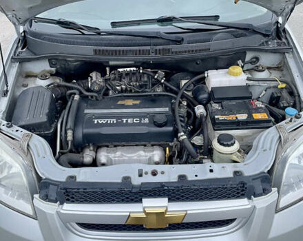 Серый Шевроле Авео, объемом двигателя 1.6 л и пробегом 112 тыс. км за 4600 $, фото 9 на Automoto.ua