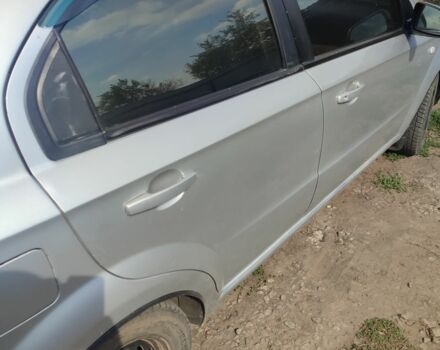 Сірий Шевроле Авео, об'ємом двигуна 1.6 л та пробігом 230 тис. км за 3150 $, фото 4 на Automoto.ua