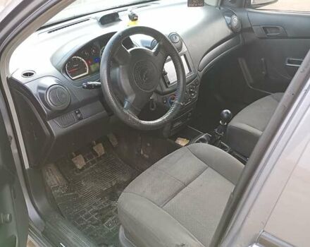 Серый Шевроле Авео, объемом двигателя 1.5 л и пробегом 200 тыс. км за 3000 $, фото 9 на Automoto.ua