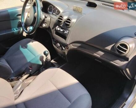Сірий Шевроле Авео, об'ємом двигуна 1.5 л та пробігом 170 тис. км за 5500 $, фото 31 на Automoto.ua