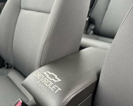 Сірий Шевроле Авео, об'ємом двигуна 1.5 л та пробігом 59 тис. км за 4300 $, фото 27 на Automoto.ua