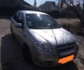 Серый Шевроле Авео, объемом двигателя 1.6 л и пробегом 220 тыс. км за 4200 $, фото 1 на Automoto.ua