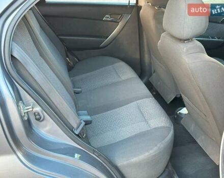 Серый Шевроле Авео, объемом двигателя 1.5 л и пробегом 137 тыс. км за 4940 $, фото 16 на Automoto.ua