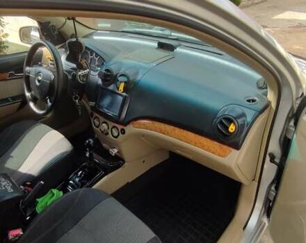 Серый Шевроле Авео, объемом двигателя 1.6 л и пробегом 221 тыс. км за 4300 $, фото 1 на Automoto.ua