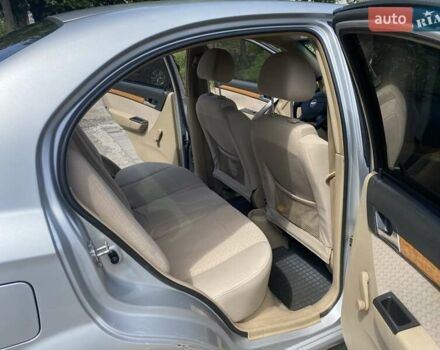 Сірий Шевроле Авео, об'ємом двигуна 1.6 л та пробігом 196 тис. км за 3600 $, фото 12 на Automoto.ua