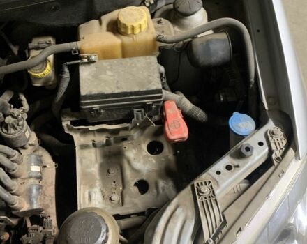 Серый Шевроле Авео, объемом двигателя 1.6 л и пробегом 190 тыс. км за 1600 $, фото 13 на Automoto.ua