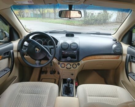 Серый Шевроле Авео, объемом двигателя 1.6 л и пробегом 2 тыс. км за 3200 $, фото 3 на Automoto.ua