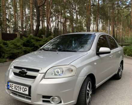 Серый Шевроле Авео, объемом двигателя 1.6 л и пробегом 336 тыс. км за 3750 $, фото 1 на Automoto.ua