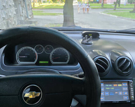 Серый Шевроле Авео, объемом двигателя 1.5 л и пробегом 140 тыс. км за 4100 $, фото 7 на Automoto.ua