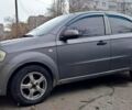 Серый Шевроле Авео, объемом двигателя 1.5 л и пробегом 179 тыс. км за 3200 $, фото 2 на Automoto.ua