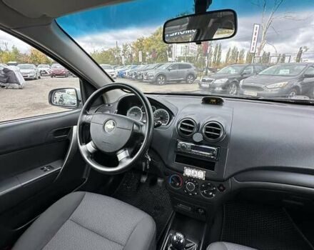 Сірий Шевроле Авео, об'ємом двигуна 1.5 л та пробігом 59 тис. км за 4300 $, фото 25 на Automoto.ua