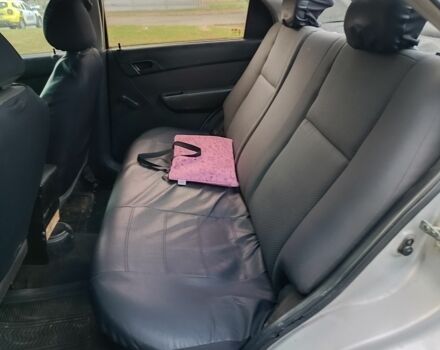 Сірий Шевроле Авео, об'ємом двигуна 1.5 л та пробігом 284 тис. км за 2000 $, фото 9 на Automoto.ua