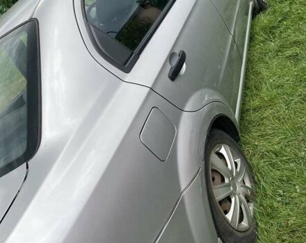 Серый Шевроле Авео, объемом двигателя 1.5 л и пробегом 210 тыс. км за 3800 $, фото 4 на Automoto.ua