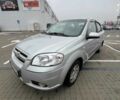 Сірий Шевроле Авео, об'ємом двигуна 1.6 л та пробігом 353 тис. км за 4000 $, фото 2 на Automoto.ua