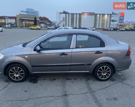 Сірий Шевроле Авео, об'ємом двигуна 1.5 л та пробігом 236 тис. км за 2900 $, фото 1 на Automoto.ua