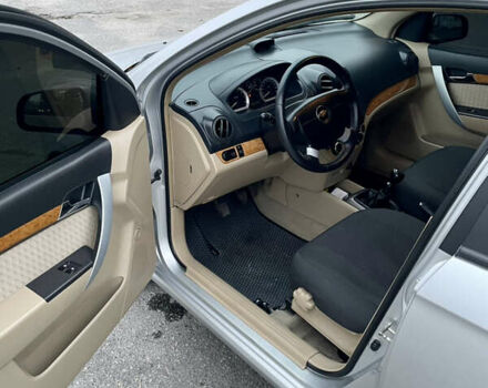 Серый Шевроле Авео, объемом двигателя 1.6 л и пробегом 112 тыс. км за 4600 $, фото 6 на Automoto.ua