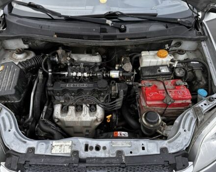 Серый Шевроле Авео, объемом двигателя 1.5 л и пробегом 257 тыс. км за 3500 $, фото 5 на Automoto.ua