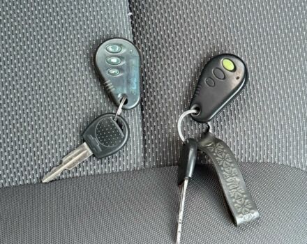 Серый Шевроле Авео, объемом двигателя 1.5 л и пробегом 350 тыс. км за 3200 $, фото 10 на Automoto.ua