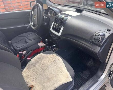 Сірий Шевроле Авео, об'ємом двигуна 1.5 л та пробігом 147 тис. км за 2700 $, фото 11 на Automoto.ua