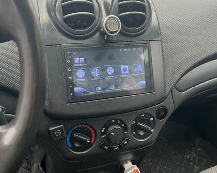 Сірий Шевроле Авео, об'ємом двигуна 1.5 л та пробігом 250 тис. км за 2999 $, фото 11 на Automoto.ua