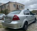 Серый Шевроле Авео, объемом двигателя 1.5 л и пробегом 235 тыс. км за 3900 $, фото 3 на Automoto.ua