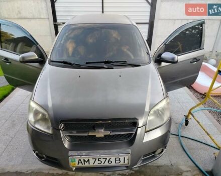 Серый Шевроле Авео, объемом двигателя 1.5 л и пробегом 220 тыс. км за 3300 $, фото 7 на Automoto.ua