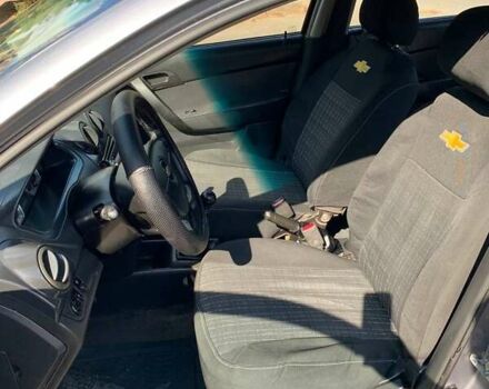 Серый Шевроле Авео, объемом двигателя 1.5 л и пробегом 260 тыс. км за 4100 $, фото 19 на Automoto.ua