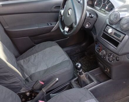 Сірий Шевроле Авео, об'ємом двигуна 1.5 л та пробігом 290 тис. км за 3500 $, фото 3 на Automoto.ua