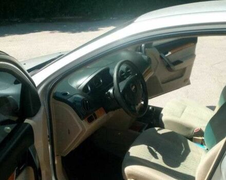 Серый Шевроле Авео, объемом двигателя 1.6 л и пробегом 380 тыс. км за 3500 $, фото 1 на Automoto.ua