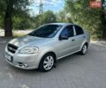 Серый Шевроле Авео, объемом двигателя 1.5 л и пробегом 235 тыс. км за 4000 $, фото 1 на Automoto.ua