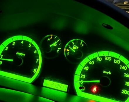 Сірий Шевроле Авео, об'ємом двигуна 1.5 л та пробігом 213 тис. км за 3500 $, фото 2 на Automoto.ua