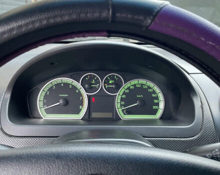 Сірий Шевроле Авео, об'ємом двигуна 1.6 л та пробігом 290 тис. км за 3900 $, фото 16 на Automoto.ua