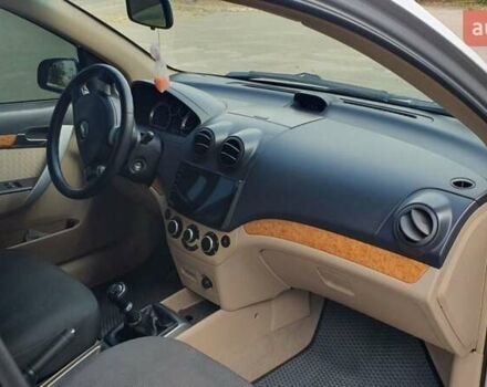 Серый Шевроле Авео, объемом двигателя 1.6 л и пробегом 99 тыс. км за 4900 $, фото 7 на Automoto.ua