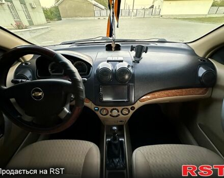 Сірий Шевроле Авео, об'ємом двигуна 1.6 л та пробігом 260 тис. км за 2700 $, фото 7 на Automoto.ua