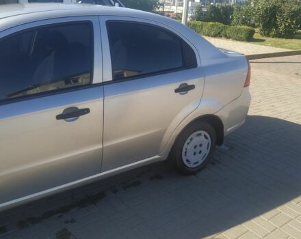 Сірий Шевроле Авео, об'ємом двигуна 1.5 л та пробігом 221 тис. км за 3200 $, фото 3 на Automoto.ua