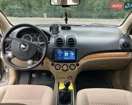 Сірий Шевроле Авео, об'ємом двигуна 1.6 л та пробігом 164 тис. км за 3800 $, фото 22 на Automoto.ua