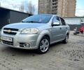 Серый Шевроле Авео, объемом двигателя 1.5 л и пробегом 204 тыс. км за 4000 $, фото 1 на Automoto.ua