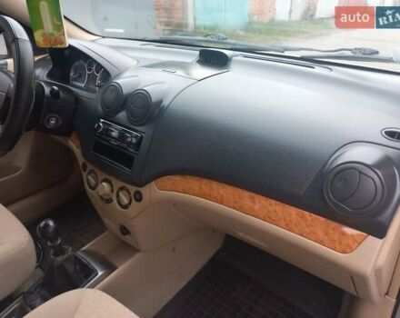 Серый Шевроле Авео, объемом двигателя 1.6 л и пробегом 138 тыс. км за 4400 $, фото 20 на Automoto.ua