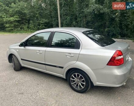 Сірий Шевроле Авео, об'ємом двигуна 1.6 л та пробігом 164 тис. км за 3800 $, фото 5 на Automoto.ua