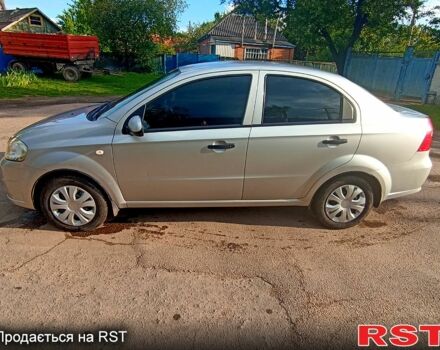 Серый Шевроле Авео, объемом двигателя 1.5 л и пробегом 200 тыс. км за 3750 $, фото 2 на Automoto.ua