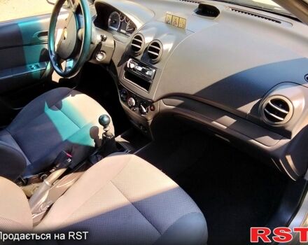 Серый Шевроле Авео, объемом двигателя 1.5 л и пробегом 170 тыс. км за 5500 $, фото 6 на Automoto.ua