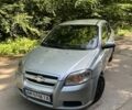 Серый Шевроле Авео, объемом двигателя 1.6 л и пробегом 200 тыс. км за 2200 $, фото 1 на Automoto.ua