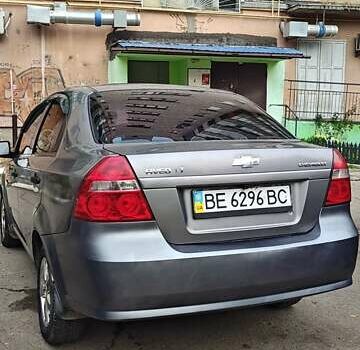 Серый Шевроле Авео, объемом двигателя 1.5 л и пробегом 179 тыс. км за 3200 $, фото 3 на Automoto.ua